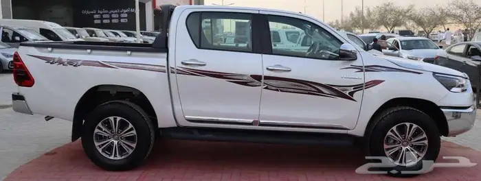 هايلوكس غمارتين S-GLX 4 4 اوتوماتيك بنزين 2025 سعودي 3