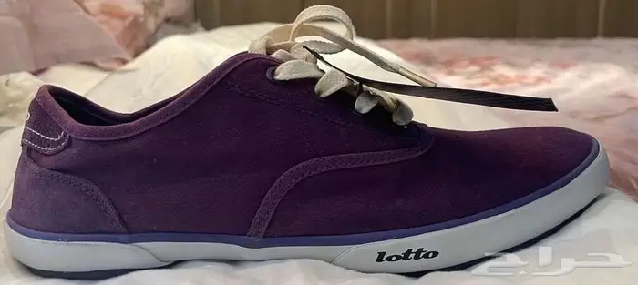للبيع حذاء قماش رجالي ماركة لوتو 1
