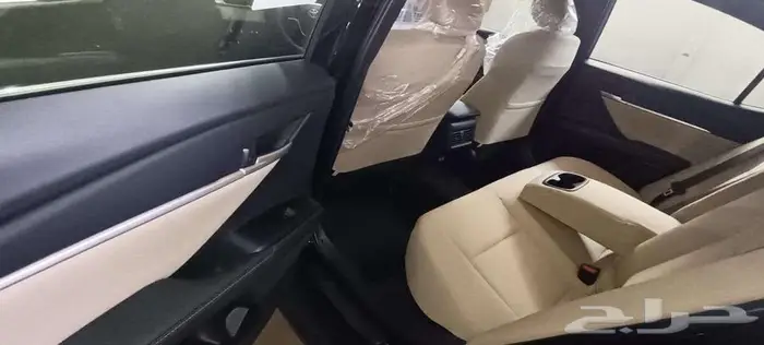 تويوتا كامري 2025 بنزين LE 6