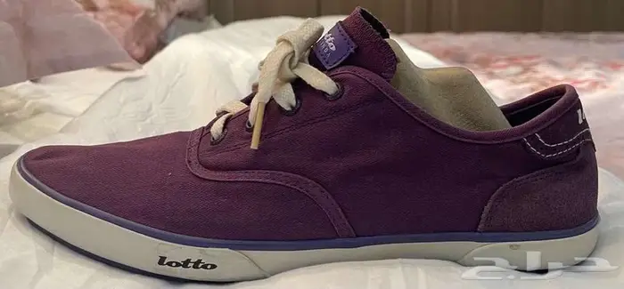 للبيع حذاء قماش رجالي ماركة لوتو 0