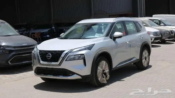 نيسان اكستريل 7 مقاعد موديل2025متوفر كاش اقساط باقل الاسعار 3