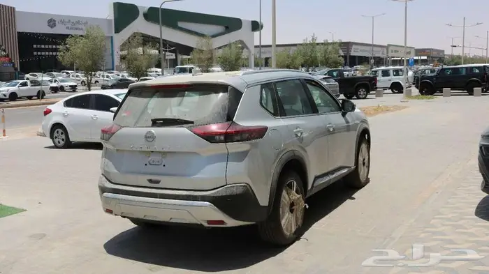 نيسان اكستريل 7 مقاعد موديل2025متوفر كاش اقساط باقل الاسعار 13