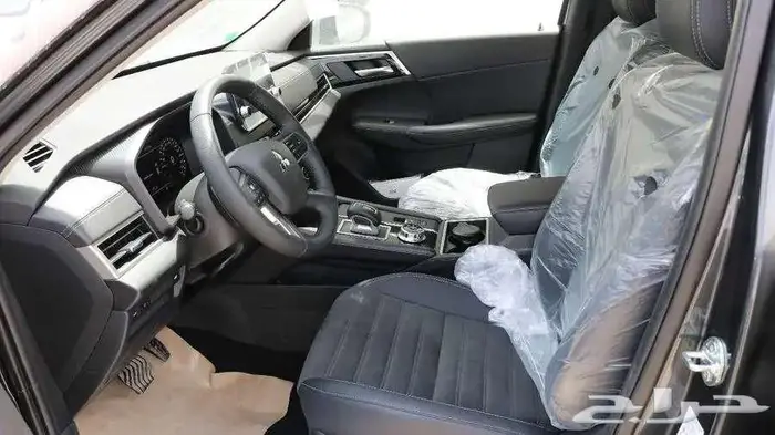 ميتسوبيشي اوتلاندر نص فل وفل كامل7 راكب 2025 كاش واقساط 5