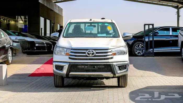 تويوتا هايلوكس غمارة 2025 بنزين وديزل كاش واقساط 3