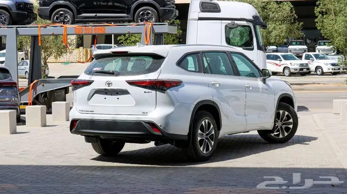 تويوتا هايلاندر جي ال اي 2025 ابيض كاش - اقساط 7