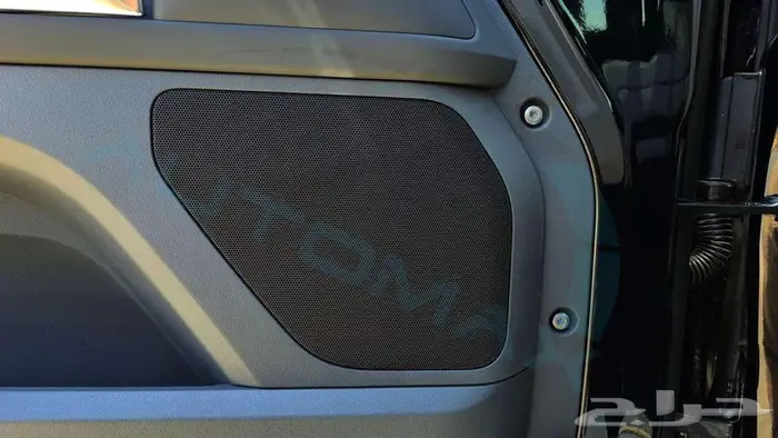 2025 LAND ROVER DEFENDER 110 S P300 GCC ضمان وصيانة الوكيل 23