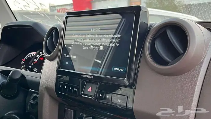 تويوتا ربع 2025 سعودي رفرف ونش ثلاجة كاش استلام فوري 9