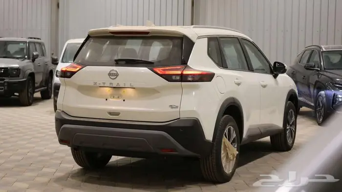 نيسان اكس تريل نص فل 2025 كاش واقساط اقل سعر 8