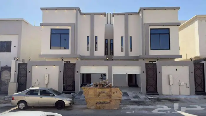 للبيع فيلا شبه منفصله 250 متر بالتاسع تصميم طيب 0