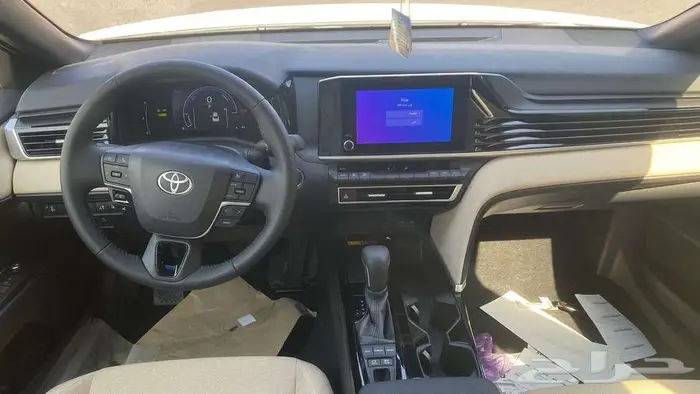 تويوتا كامري LE هايبرد بانوراما 2025 14