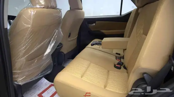 تويوتا فورتشنر GX2 بنزين 2025 بدون دبل ابيض وفضي 8