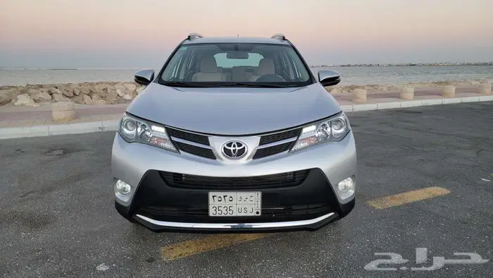 للبيع تويوتا راف فور 2014 3