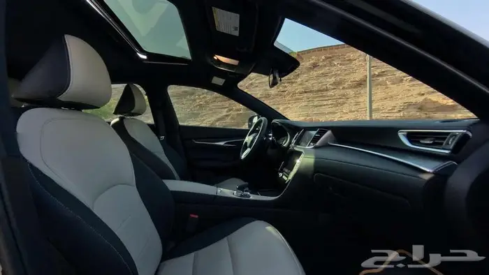 انفنتي QX55 اسشنل 2022 10