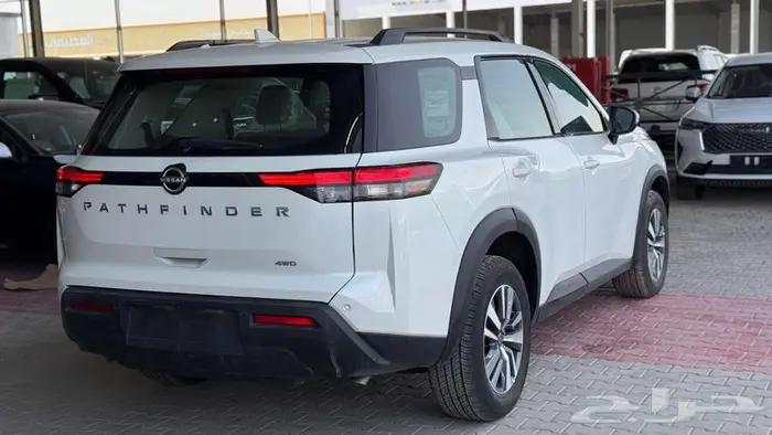 نيسان باثفندر ستاندر 6 سلندر 2024 جميع الالوان 4