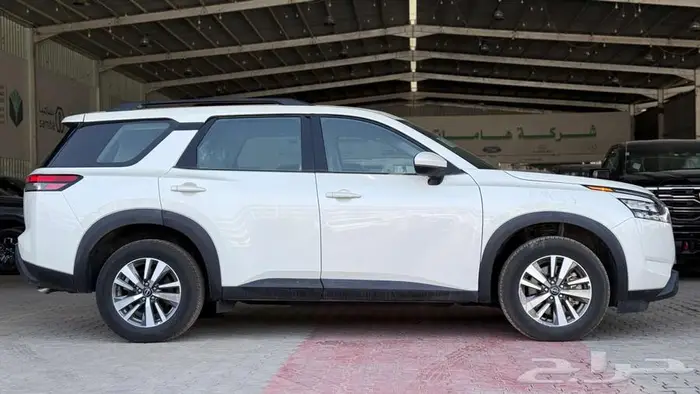 نيسان باثفندر ستاندر 6 سلندر 2024 جميع الالوان 9