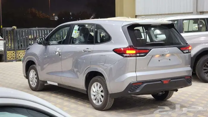 تويوتا انوفا GL 2.0 بنزين 2026 كاش وأقساط 6