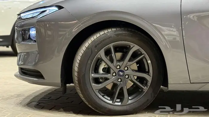 تورس امبيانتي لون رمادي 2026 4