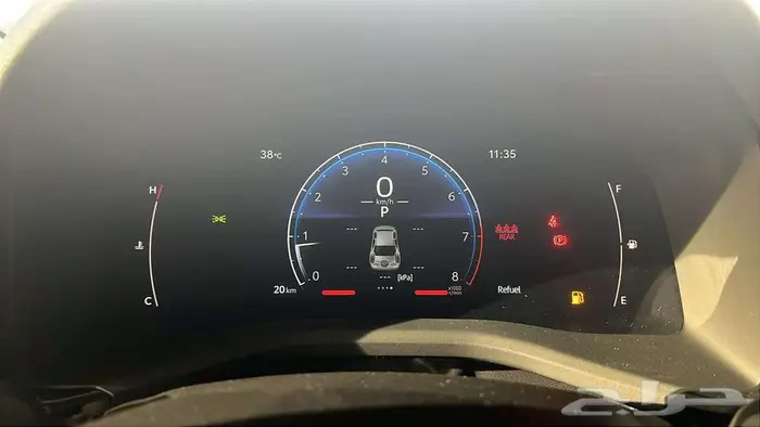 تويوتا كامري E بنزين موديل 2025 6