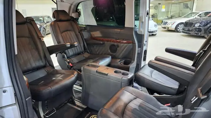 مرسيدس فيانو 2013 18