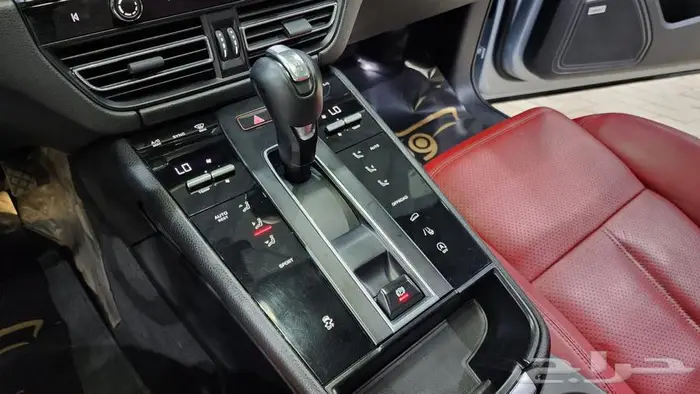 بورش ماكان 2022 18