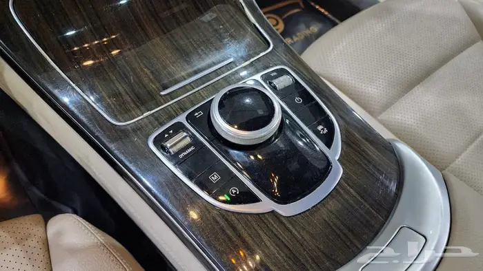 مرسيدس GLC300 2017 18