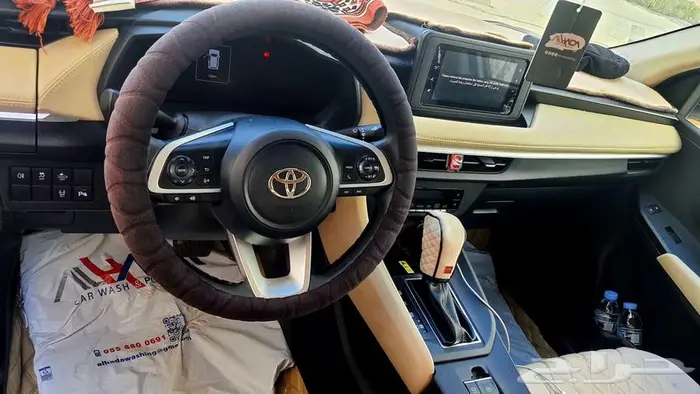 Toyota Yaris plus 2024 5