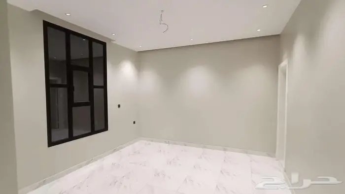 شقة اربع غرف للبيع بسعر مميز للكاش حي الصفا 3