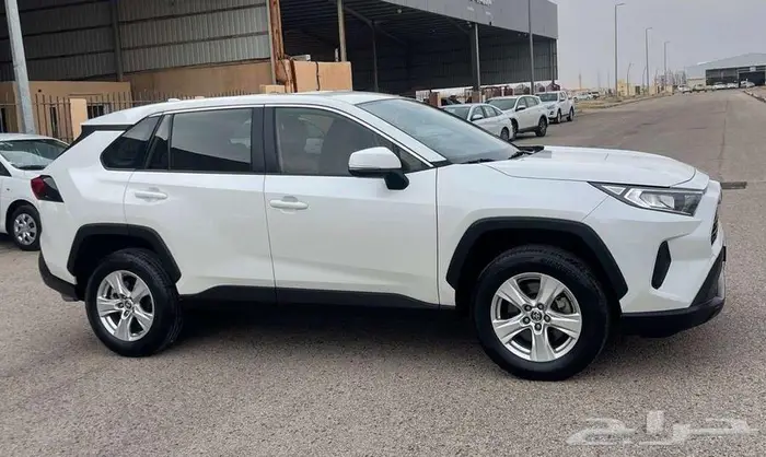 تويوتا راف فور موديل 2021 2