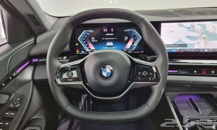 بي إم دبليو 520i 2024 - وارد كوريا 8