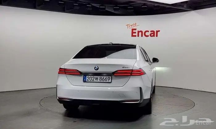 بي إم دبليو 520i 2024 - وارد كوريا 1