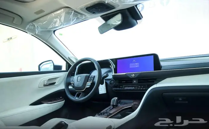 تويوتا كراون بريميوم هايبرد موديل 2025 11