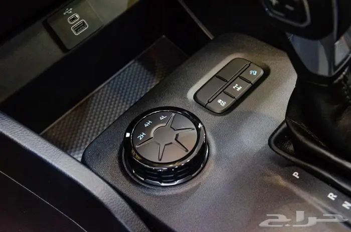 فورد رينجر XLT موديل 2023 ديزل اصفار - تقسيط ونقدا 5