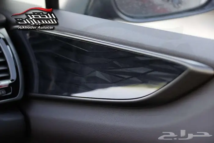 لكزس ان اكس 350 رمادي 11