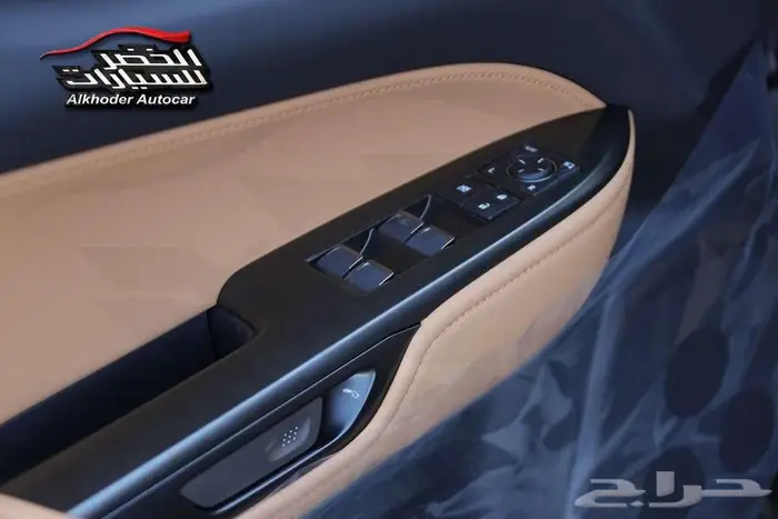 لكزس ان اكس 350 رمادي 15