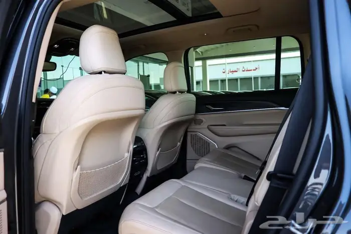 جيب جراند شروكي فل كامل ليمتد موديل 2021 10