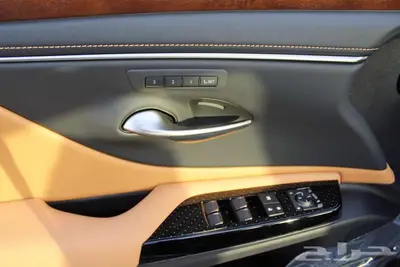 لكزس - ES250 لاكجيري - 2025 - نص فل - خليجي index