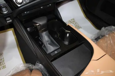 لكزس - ES250 لاكجيري - 2025 - نص فل - خليجي index