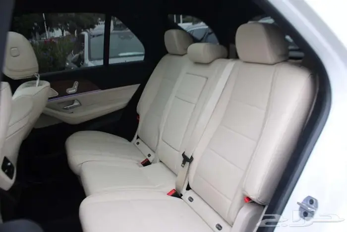 مرسيدس GLE450 2025 مقاعد 7 10