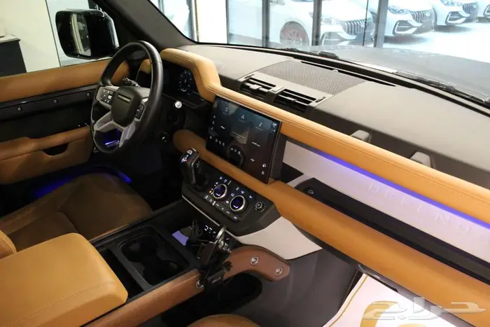 ديفندر S110 2023 10