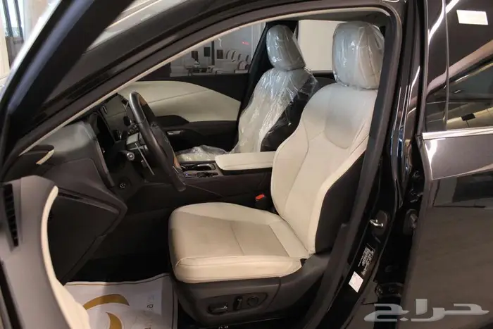 لكزس RX350 2024 7