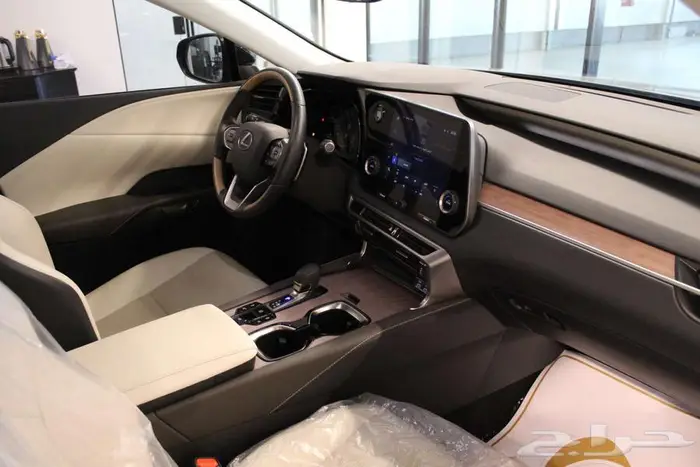 لكزس RX350 2024 10