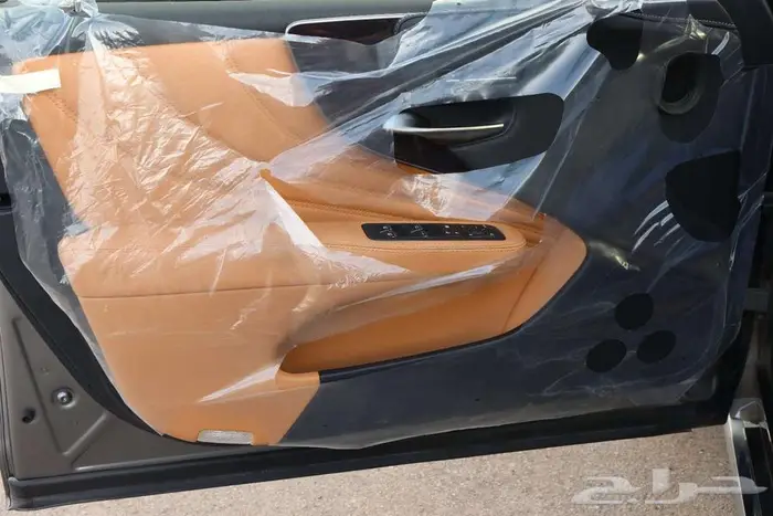 لكزس LS. 500.HHهايبرد موديل 2022 22