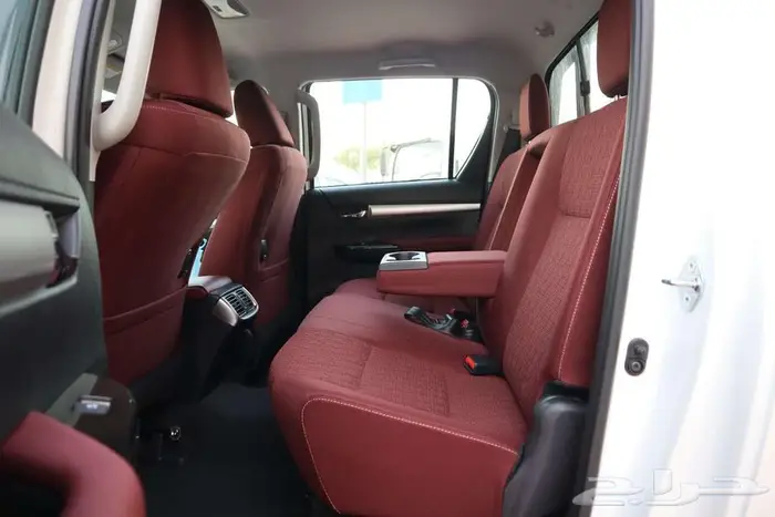 هايلوكس غمارتين S-GLX 4 4 اوتوماتيك 2.4 ديزل 2025 سعودي 3