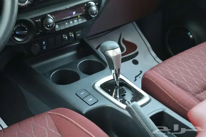 هايلوكس غمارتين S-GLX 4 4 اوتوماتيك 2.4 ديزل 2025 سعودي 8