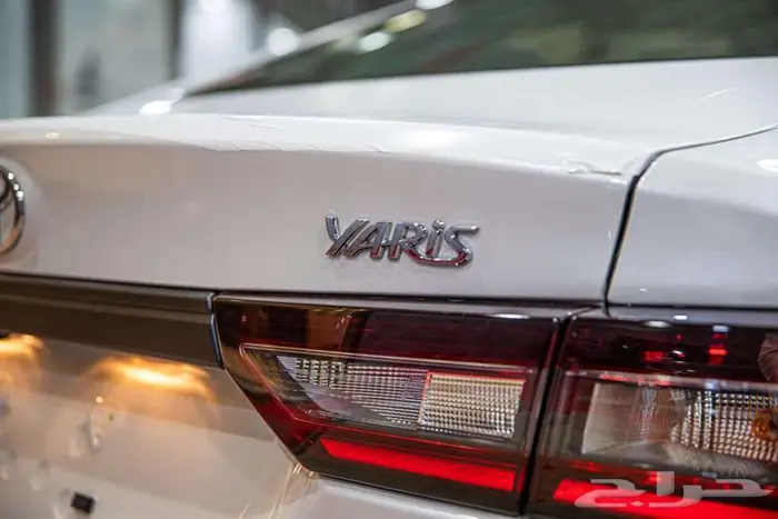 تويوتا يارس استاندر موديل 2026 لدى الخضر للسيارات 12