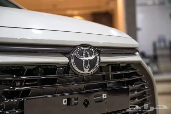 تويوتا يارس استاندر موديل 2026 لدى الخضر للسيارات 26