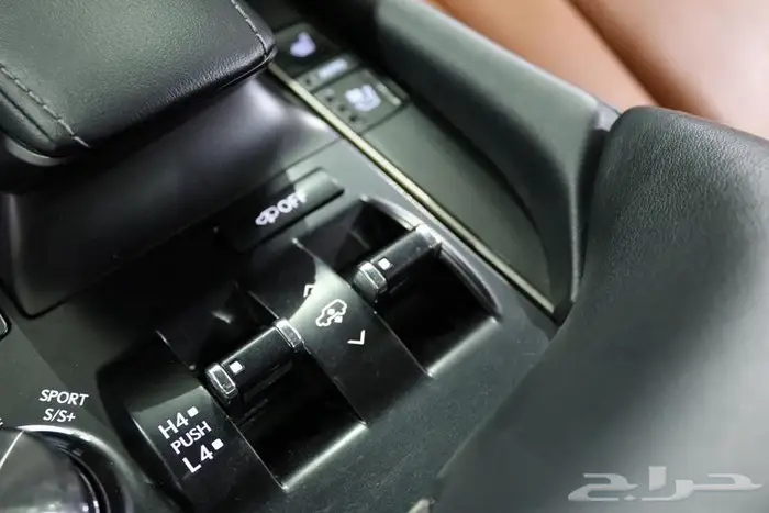 جيب لكزس 2020 فل كامل 23