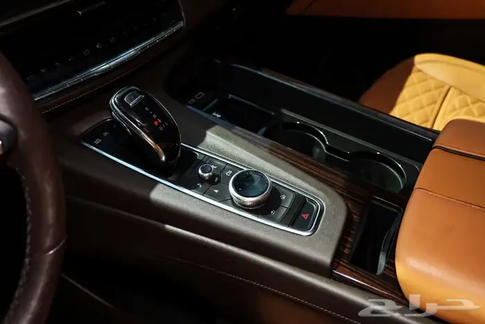 كاديلاك اسكاليد 2023 14