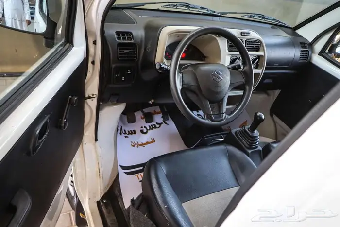 سوزوكي فان APV موديل 2023 6