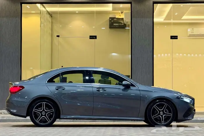 مرسيدس A200 2025 رمادي خليجي 2